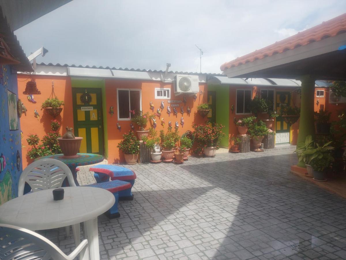 Terrakota Apartments Willemstad Luaran gambar
